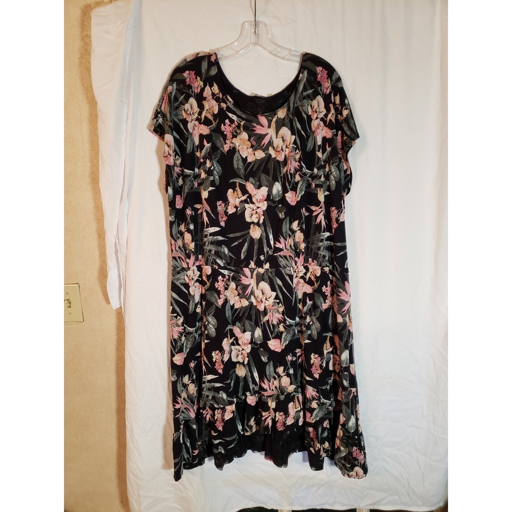 Women's Reitmans Black Floral Short Sleeve Dress Size 3X